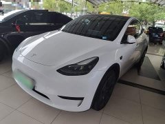 Tesla Model Y Rear-Wheel Drive - ფოტო 2