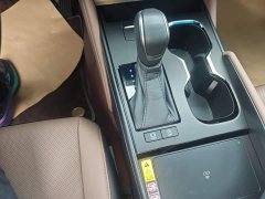 Lexus ES 200 Premium Edition - ფოტო 14