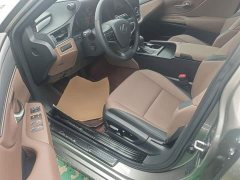 Lexus ES 200 Premium Edition - ფოტო 16