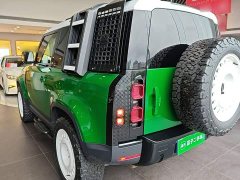 Land Rover Defender 2024 90 3.0T P400 HSE - ფოტო 5