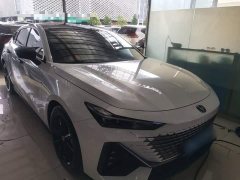 Changan UNI-V 2022 1.5T Deluxe - ფოტო 4