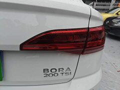 Volkswagen Bora 200TSI DSG Comfort Pro - ფოტო 8