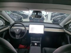 Tesla Model Y Standard Range RWD - ფოტო 10