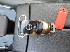 Mercedes-Benz EQA 300 4MATIC Launch Edition - ფოტო 9