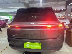 Li Auto Ideal L8 2023 Air - ფოტო 6