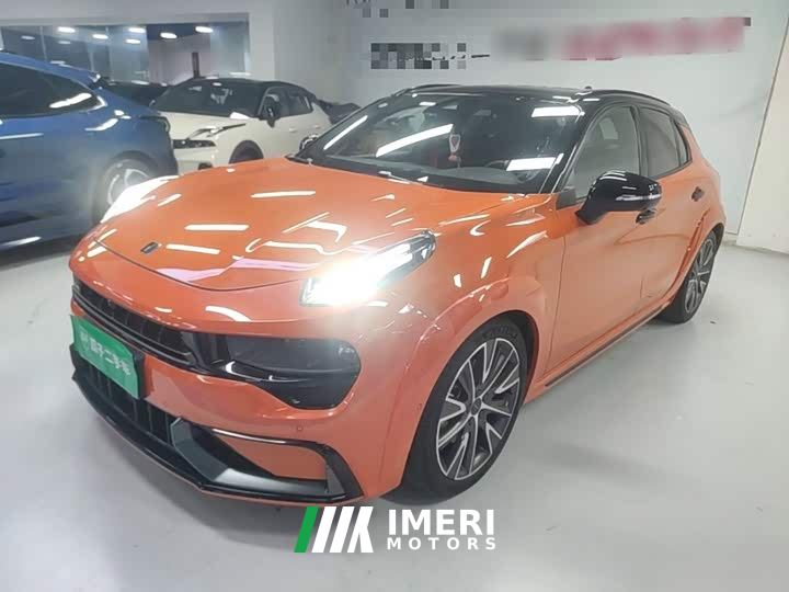 Lynk & Co 02 Hatchback 2.0T Diesel Halo