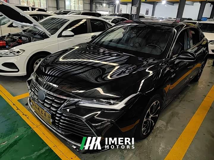 Toyota Avalon 2022 Hybrid 2.5L Luxury - ავტომობილი ჩინეთიდან