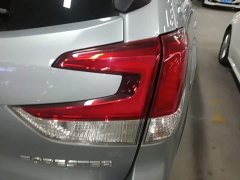 Subaru Forester 2.0i Premium - ფოტო 8