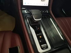 FAW Hongqi H5 PHEV 130 Super Hybrid Edition - ფოტო 14