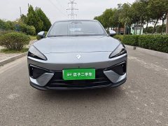 Baojun Yunhai 140km Plug-in Hybrid - ფოტო 3