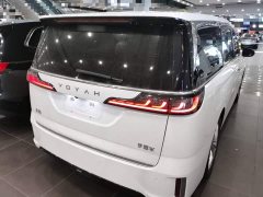 Voyah Lantu Dreamchaser 2022 Low Carbon Edition Family - ფოტო 5