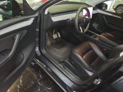 Tesla Model Y Rear-Wheel Drive - ფოტო 16