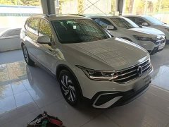 Volkswagen Tiguan L 330TSI Automatic Two-Wheel Drive Comfort Edition - ფოტო 4