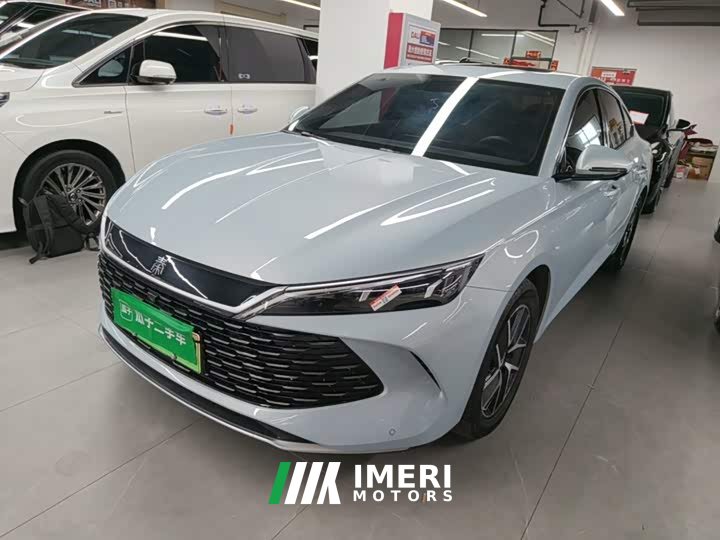 BYD Qin L DM-i 120KM Leading Edition