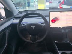Tesla Model Y Rear-Wheel Drive - ფოტო 11
