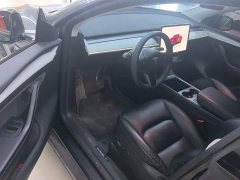 Tesla Model Y Rear-Wheel Drive - ფოტო 16