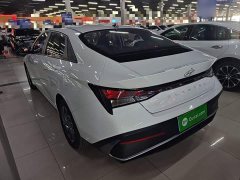 Hyundai Elantra 2023 1.5L CVT GLS Leading Edition - ფოტო 5