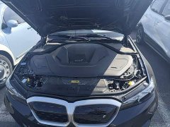 BMW i3 eDrive 35 L - ფოტო 20