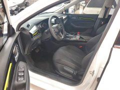SAIC MG i5 2021 1.5L CVT Platinum Edition - ფოტო 16