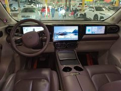 Leapmotor C11 Pure Electric 580 AWD Performance Edition - ფოტო 10