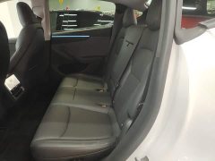 Tesla Model Y Rear-Wheel Drive - ფოტო 17