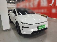 Tesla Model Y Rear-Wheel Drive - ფოტო 4