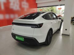 Tesla Model Y Rear-Wheel Drive - ფოტო 7