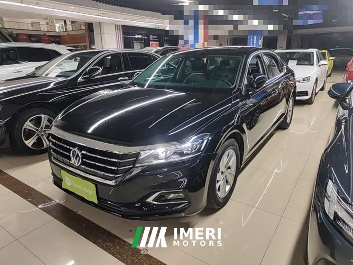 Volkswagen Passat Facelift 280TSI Business Edition National VI