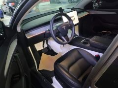 Tesla Model Y Rear-Wheel Drive - ფოტო 16