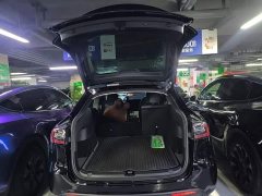 Tesla Model Y Rear-Wheel Drive - ფოტო 19
