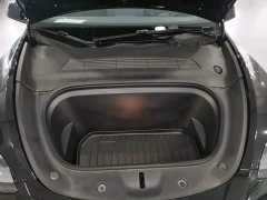 Tesla Model Y Rear-Wheel Drive - ფოტო 20