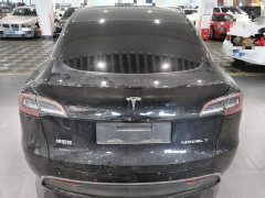 Tesla Model Y Rear-Wheel Drive - ფოტო 6