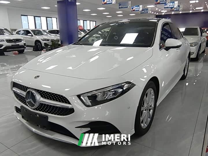 Mercedes-Benz A-Class A 200 L Sport Sedan Fashion Edition