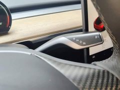 Tesla Model Y Long Range All-Wheel Drive - ფოტო 14