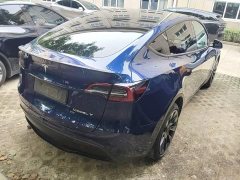 Tesla Model Y Long Range All-Wheel Drive - ფოტო 7