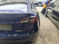 Tesla Model Y Long Range All-Wheel Drive - ფოტო 8