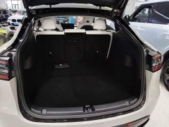 Tesla Model Y Standard Range RWD - ფოტო 19