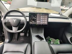 Tesla Model Y Rear-Wheel Drive - ფოტო 10