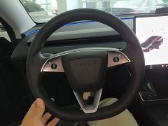 Tesla Model Y Rear-Wheel Drive - ფოტო 11
