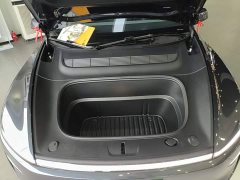 Tesla Model Y Rear-Wheel Drive - ფოტო 20
