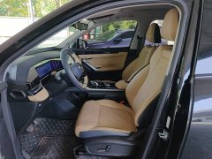 Geely Boyue L 2023 1.5TD DCT Luxury - ფოტო 11