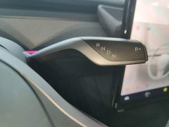 Tesla Model Y Long Range All-Wheel Drive - ფოტო 14