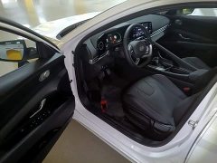 Hyundai Elantra 2023 1.5L CVT GLX Elite - ფოტო 16