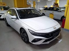 Hyundai Elantra 2023 1.5L CVT GLX Elite - ფოტო 4
