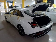 Hyundai Elantra 2023 1.5L CVT GLX Elite - ფოტო 5
