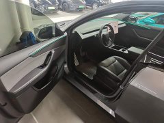 Tesla Model Y Rear-Wheel Drive - ფოტო 16