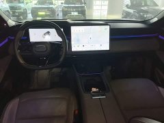 Lynk & Co Geely Lynk & Co 08 EM-P 220km AWD Performance Halo - ფოტო 6