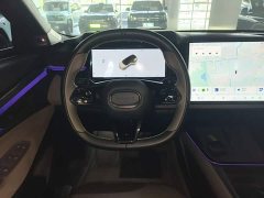 Lynk & Co Geely Lynk & Co 08 EM-P 220km AWD Performance Halo - ფოტო 7