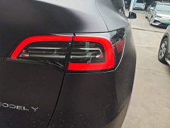 Tesla Model Y Rear-Wheel Drive - ფოტო 8