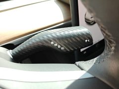 Tesla Model Y Standard Range RWD - ფოტო 14